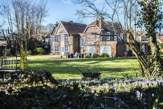 - Findon Manor