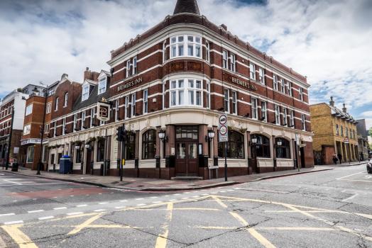 - Brewers Inn