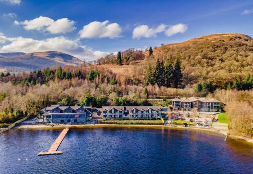 - Lodge on Loch Lomond