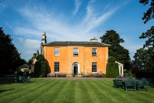 - Langar Hall